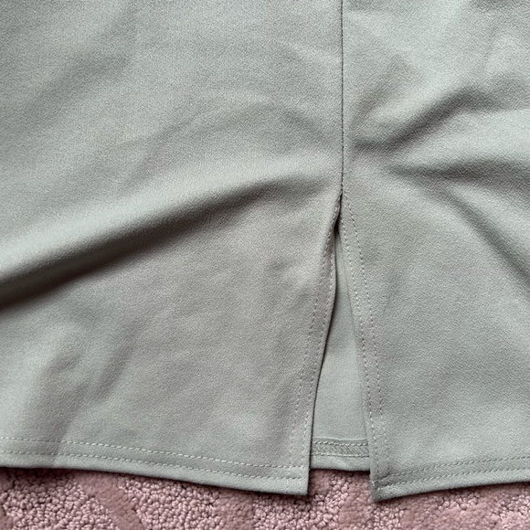 NWT Nasty Gal Green Plunging V-Neck Dress Size 12 US - Picture 5 of 9